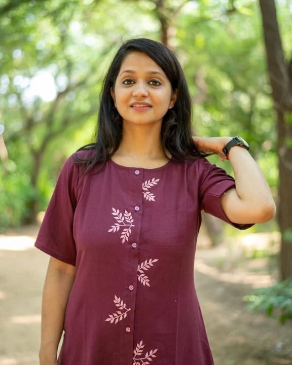 Women front button style aline kurta set