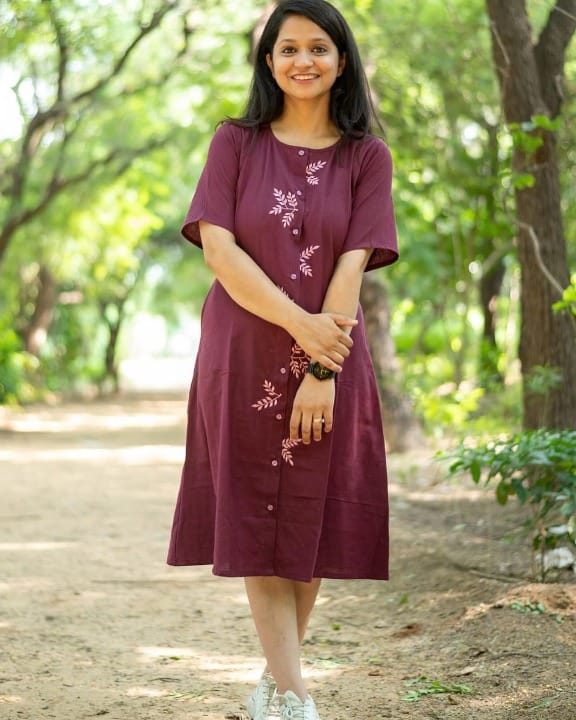Women front button style aline kurta set